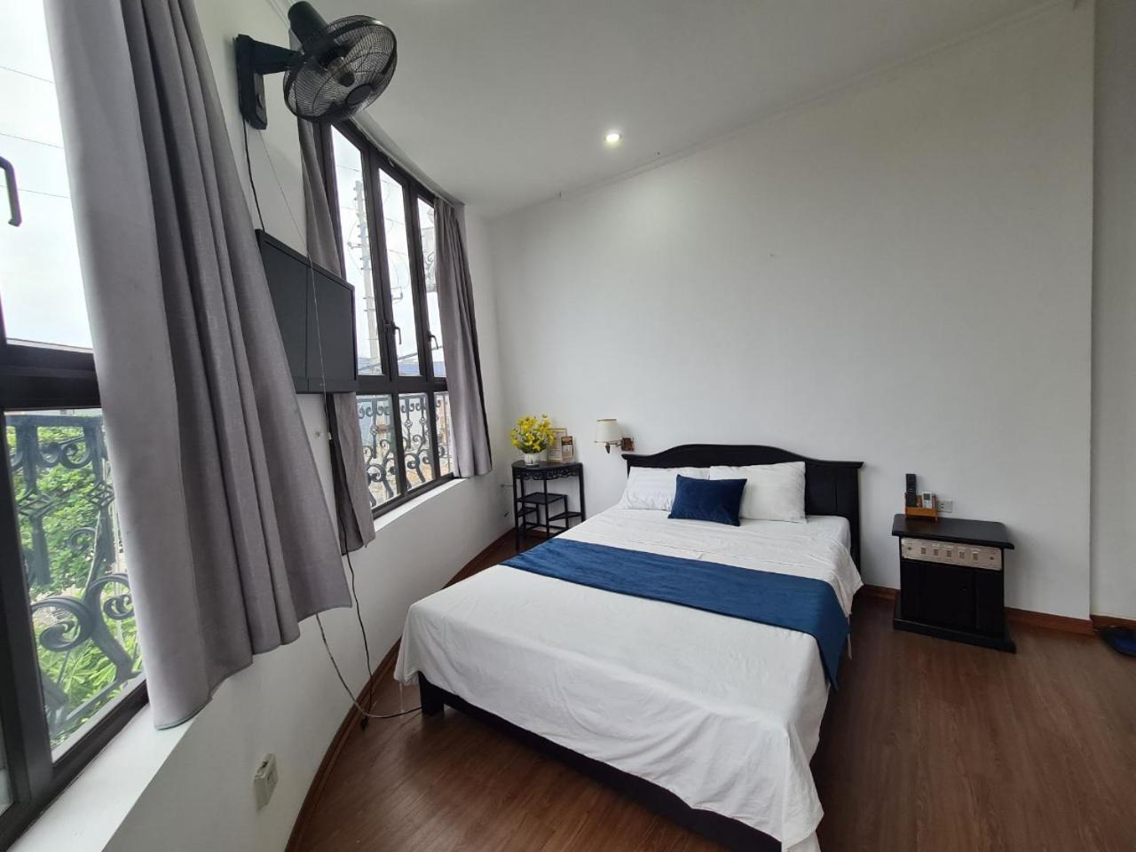 Ferienwohnung Khach San Tokyo Lào Cai Zimmer foto
